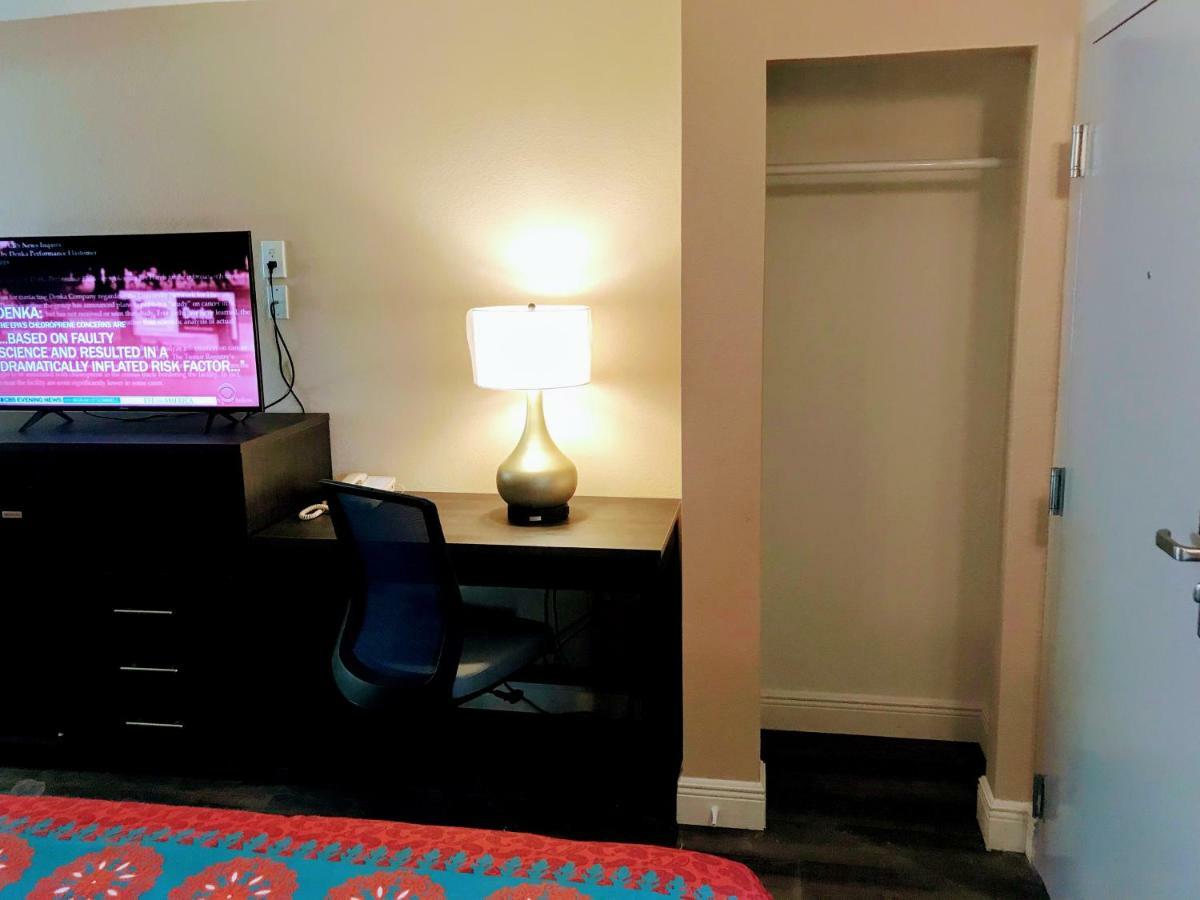 Tropical Inn & Suites, Downtown Clearwater Ngoại thất bức ảnh