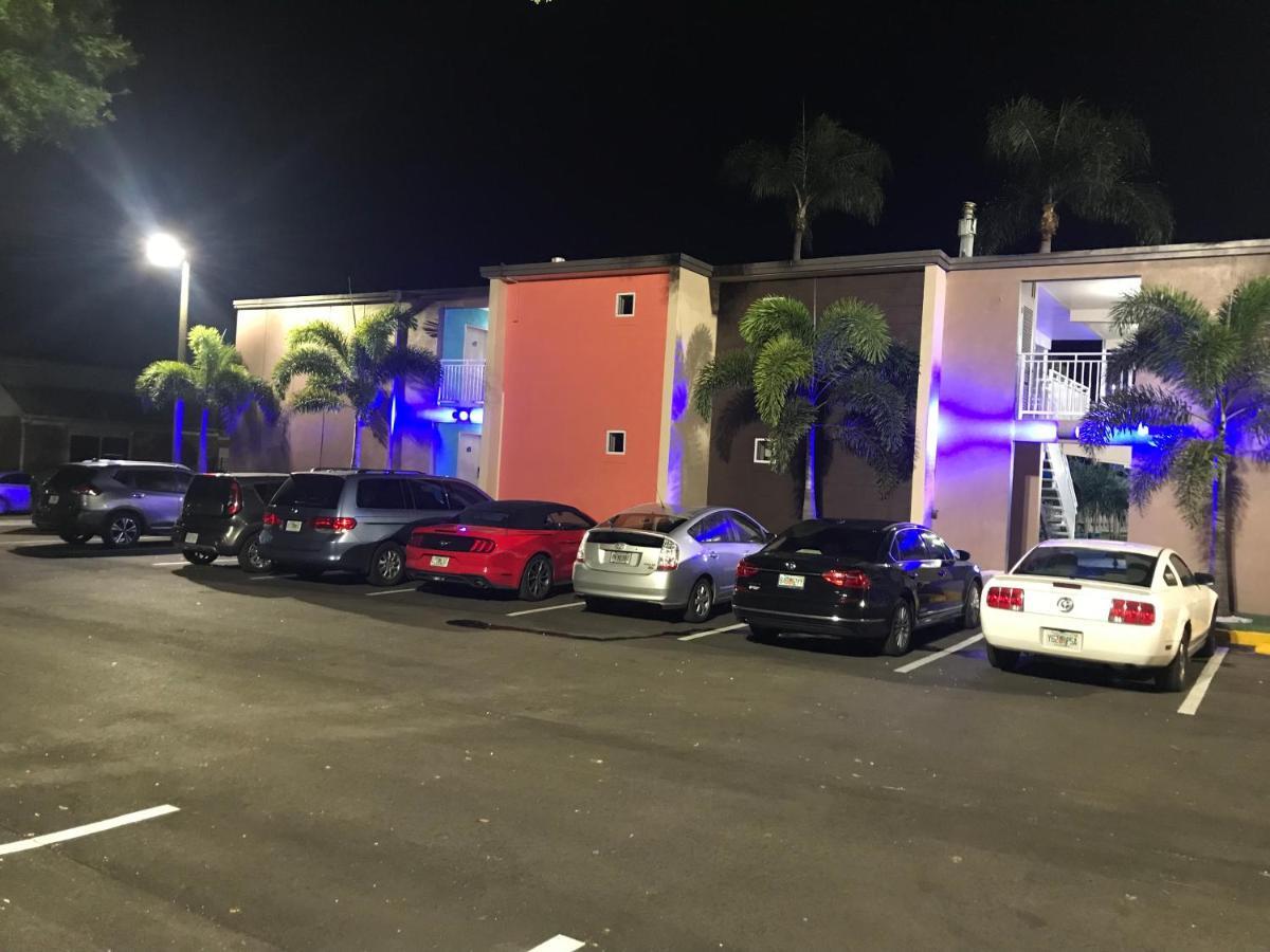 Tropical Inn & Suites, Downtown Clearwater Ngoại thất bức ảnh